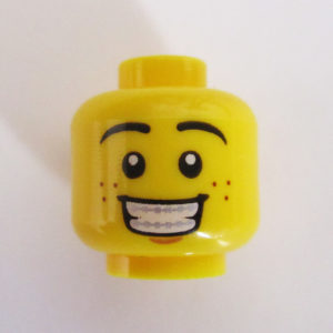 Dual Sided Head -Big Grin w/ Freckles & Braces